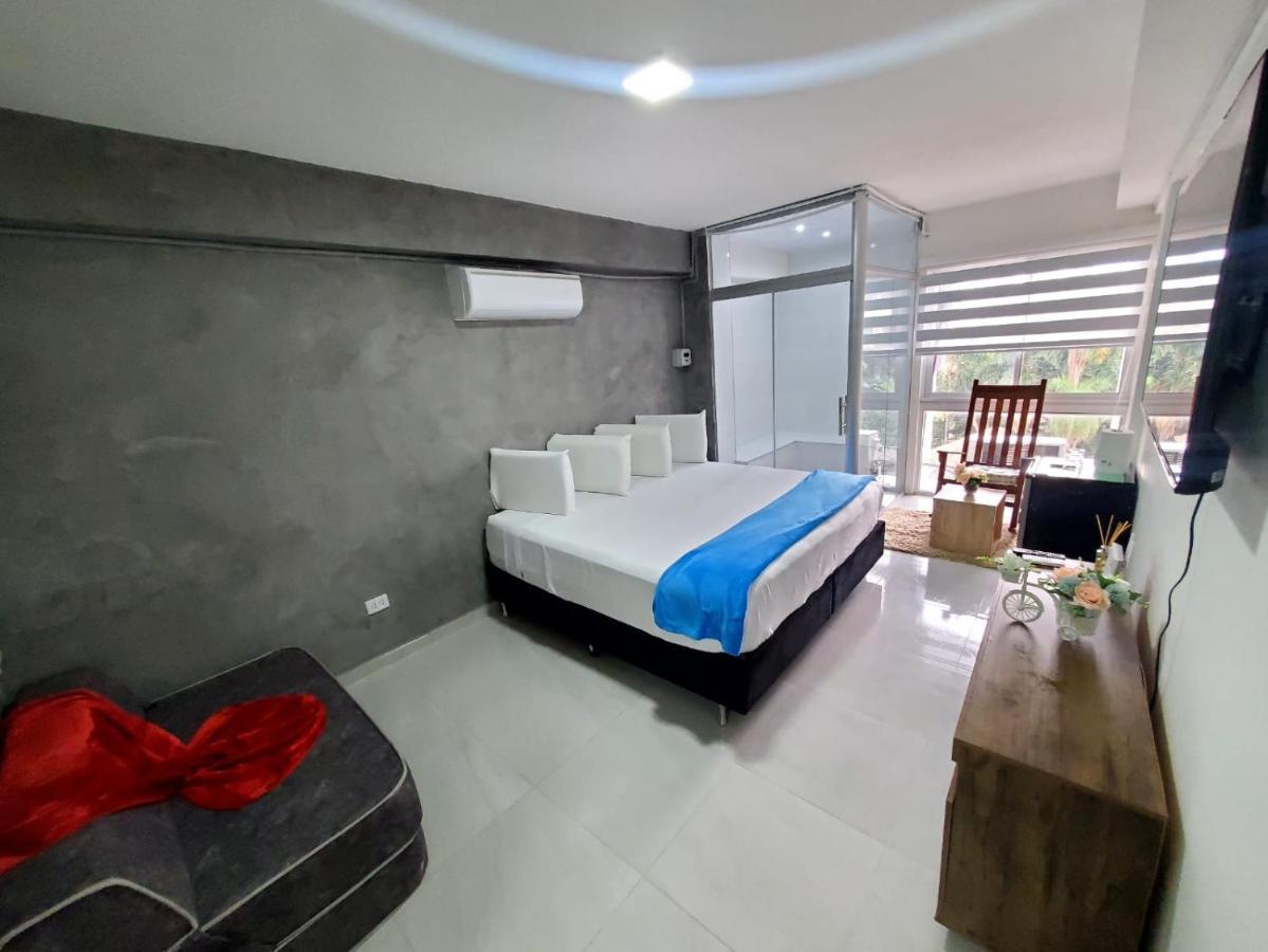 Bellini Suites Apartments Santa Cruz de La Sierra Bagian luar foto