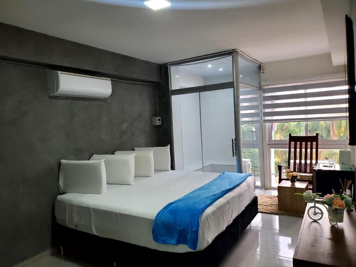 Bellini Suites Apartments Santa Cruz de La Sierra Bagian luar foto